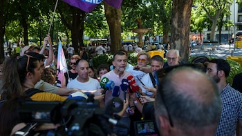 Sumar avisa al PP en el Orgullo: "Si pactas con quienes odian al colectivo LGTBI, eres LGTBIfóbico"