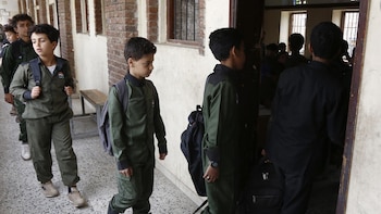 UNICEF alerta de que el conflicto en Yemen "hunde aún más en la crisis" a más de doce millones de niños