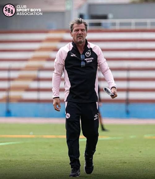 Sport Boys trabaja en la planificación de su centenario y Carlos Desio aparece como una pieza importante del proyecto. Las conversaciones con Martín Noriega avanzaron, pero la dirigencia espera una mejora deportiva antes de cerrar la renovación (Sport Boys)