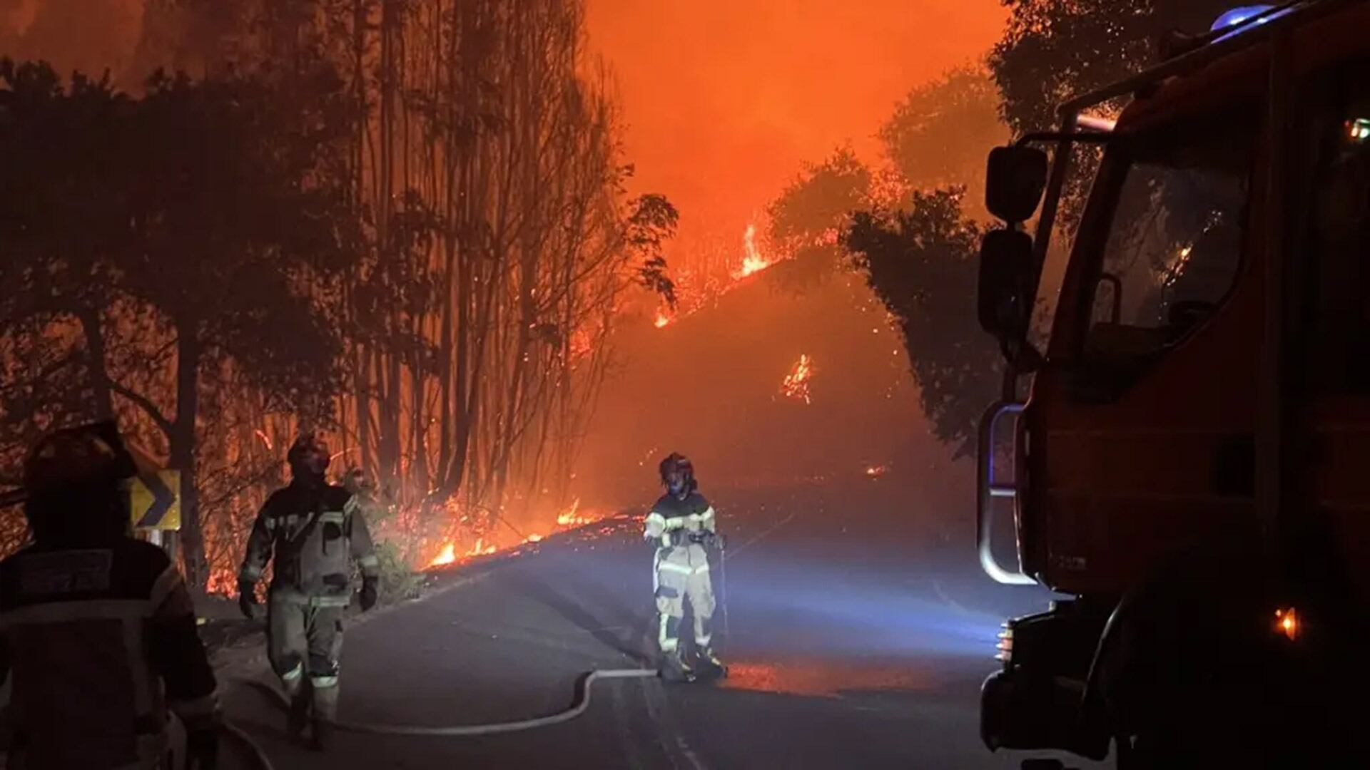 El bombero pirómano combatió el mismo incendió que provocó por dos días.