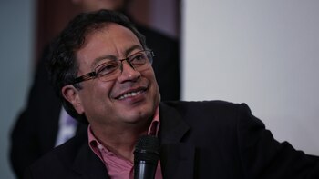 Gustavo Petro, senador y líder