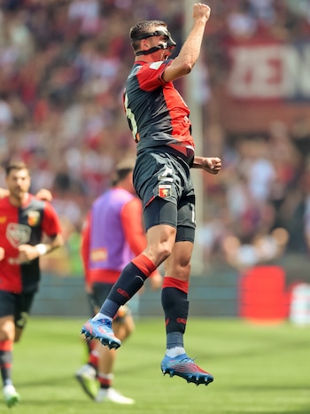 Mattia Ellertsson marcó el único gol del Genoa en la derrota. (X/ @GenoaCFC)