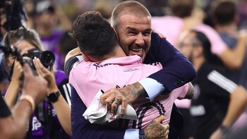 El efusivo abrazo entre Lionel