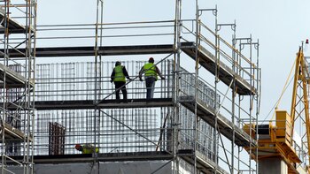 Suba del dólar libre y