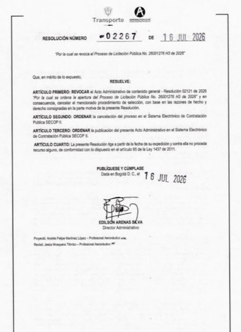 Licitación de la Aeronáutica Civil por $78.562 millones abrió una polémica - crédito @PalomaValenciaL/X