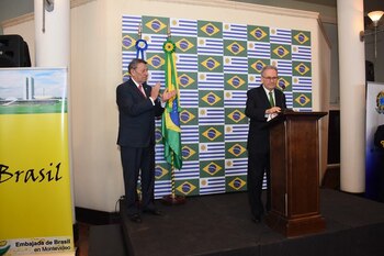 Antonio Simoes, embajador brasileño en