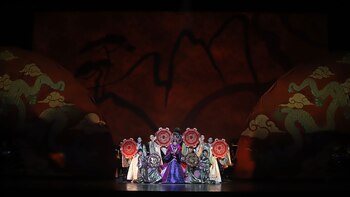 Visuales, efectos especiales y un