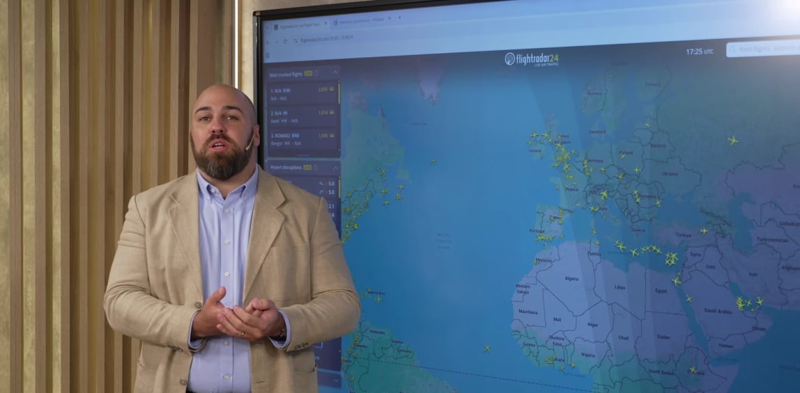 El Pentágono en alerta por usuarios civiles que publican en tiempo real vuelos secretos de EEUU hacia Medio Oriente