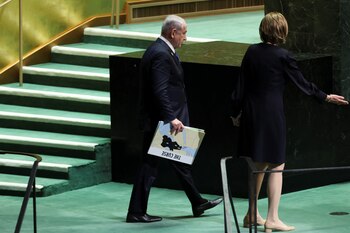 Netanyahu antes de pronunciar su