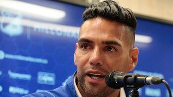 Falcao llamó a Javier Acosta,