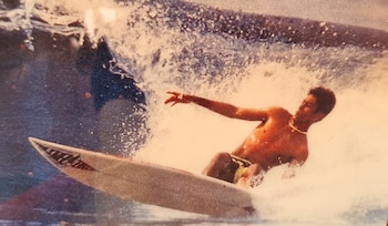 Lejos de las canchas y