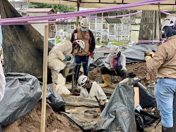 El traslado de restos óseos