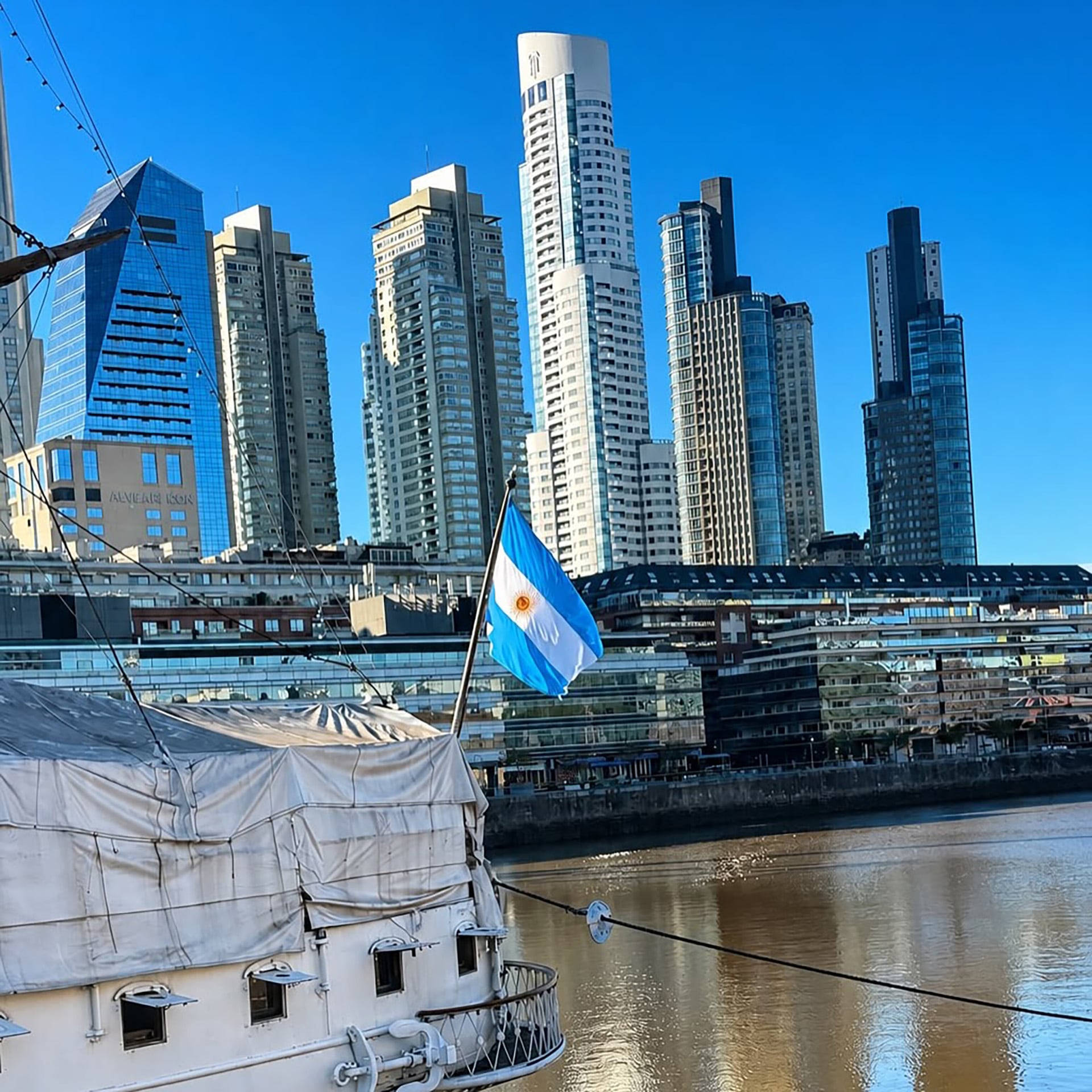 Las fotos de Riccardo Calafiori en sus vacaciones por Buenos Aires