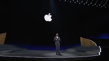 Thomas Kurian, director ejecutivo de Google Cloud (bajo Alphabet Inc.) desde 2019, anuncia que acuerdo con Apple