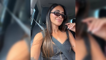 Antonela Roccuzzo impactó con un exclusivo outfit urbano con un guiño argentino en el estadio de Miami