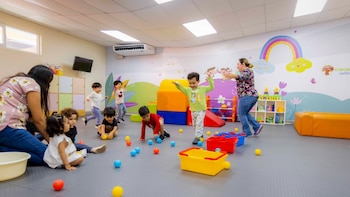 El Salvador triplica la cobertura