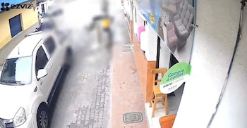 La persona responsable de la conducción de la camioneta aún no ha sido ubicada por los investigadores - crédito Captura de video