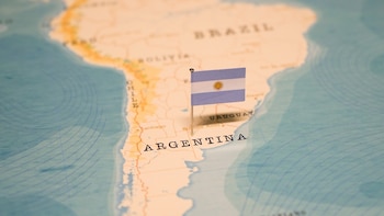 La transformación del perfil exportador fue uno de los temas que atravesó el III Congreso de Comercio Internacional de la Universidad Provincial de Ezeiza (UPE), donde especialistas analizaron las condiciones necesarias para acompañar un escenario en el que esos sectores podrían ganar mayor protagonismo (Imagen: Shutterstock)