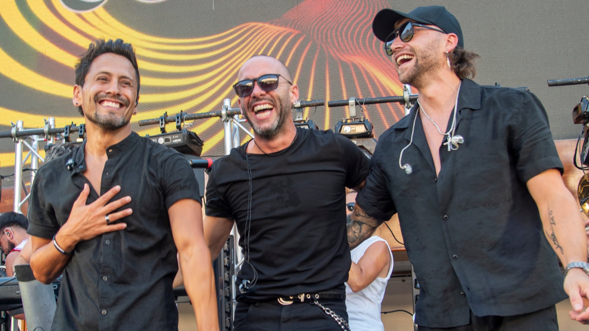 La Konga disfruta una breve pausa en Pinamar durante su intensa gira de verano por la Argentina