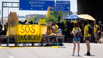 Los profesores catalanes retoman la huelga: el 65% rechaza el preacuerdo firmado entre los sindicatos y la Generalitat