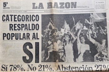 En noviembre de 1984 hubo una consulta popular para conocer qué pensaba el pueblo argentino del acuerdo con Chile. El "Si" ganó en forma abrumadora