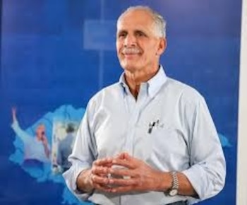 Nasry Asfura anuncia integrantes clave