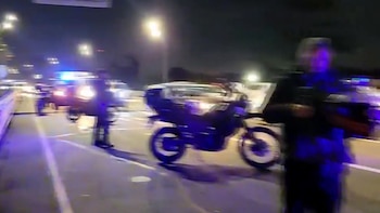Entre 2021 y 2025, más de 9,000 muertes en República Dominicana se vinculan a accidentes de motocicleta, impulsados por baja fiscalización y educación vial insuficiente. (Foto archivo Infobae)