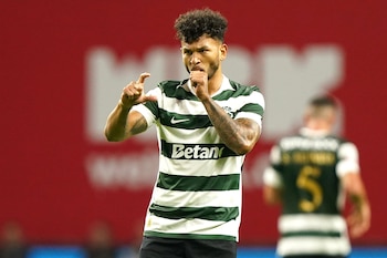 Braga (Portugal), 09/10/2026.- Sportings Suarez celebrates scoring a goal during the Portuguese First League soccer match between Sporting de Braga and Sporting in Braga, Portugal, 09 October 2026. EFE/EPA/HUGO DELGADO