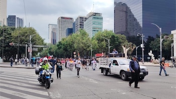 EN VIVO | Bloqueos en carreteras, accidentes y manifestaciones hoy domingo 26 de julio: marcha de familiares de 43 estudiantes desaparecidos Ayotzinapa llega a Hemiciclo a Juárez