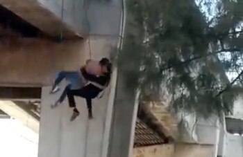 Policía que salvó a joven