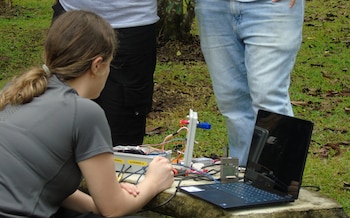 El equipo CRÁTER, integrado por estudiantes de la Universidad de Costa Rica, representará al país en BAJA ROCKET 2026, una de las principales competencias universitarias de cohetería experimental de América Latina. Crédito: CRATER UCR