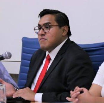 Valeria Ramírez presenta su renuncia voluntaria al INE.