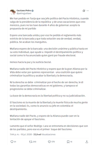 Gustavo Petro aceptó ser el nuevo líder del Pacto Histórico