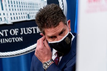 El Subdirector del FBI David