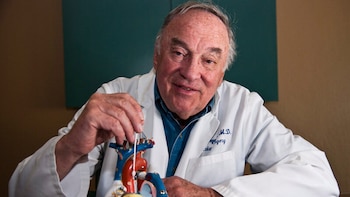 Thomas Fogarty recibió reconocimientos como