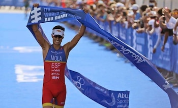 21/07/2019 El triatleta español Mario Mola celebra un triunfo en las Series Mundiales.
DEPORTES
FETRI