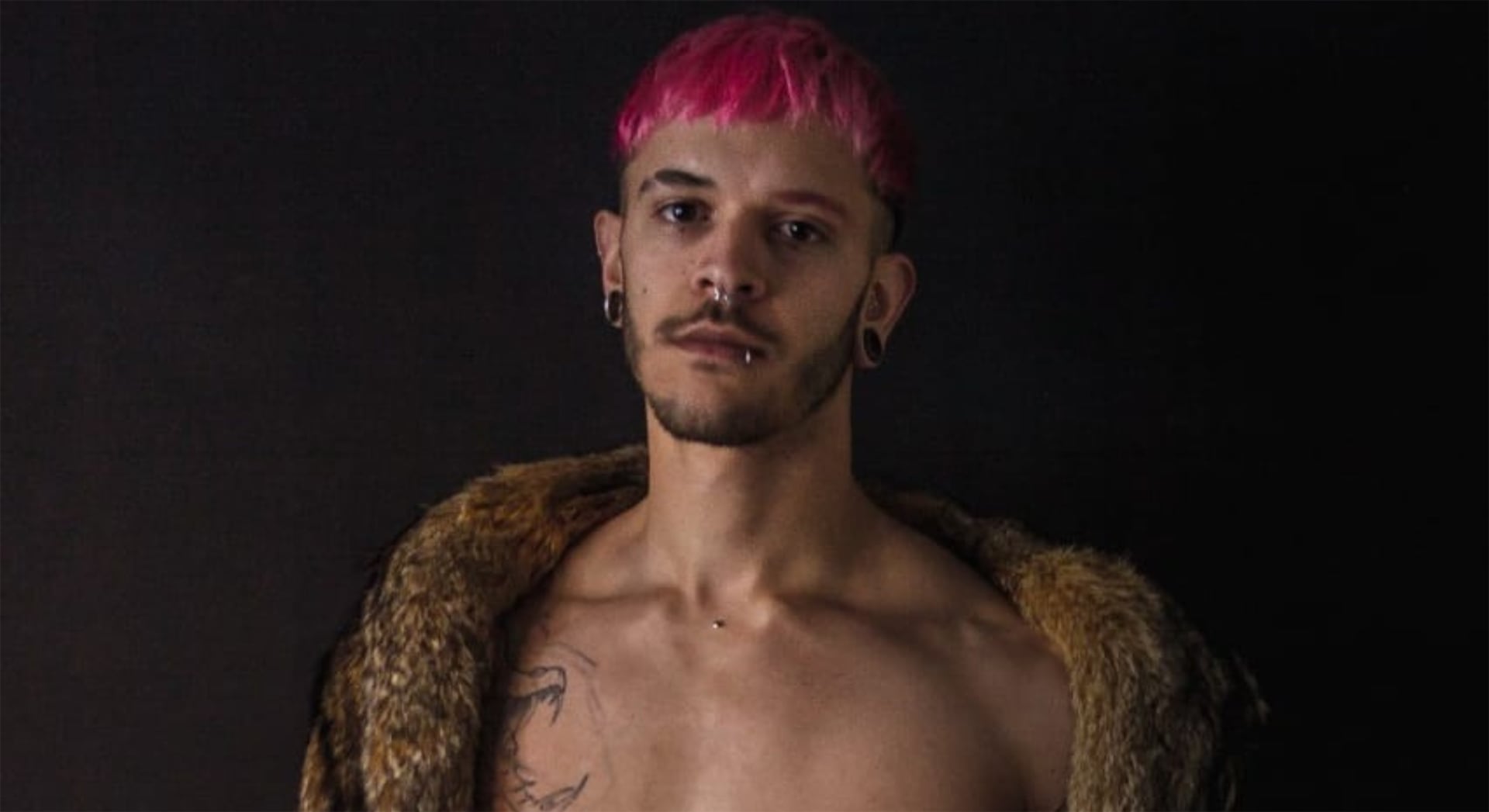 El joven de 30 años desapareció en el mar, luego de que intentara rescatar a su pareja junto a un amigo (Fotos: Instagram)