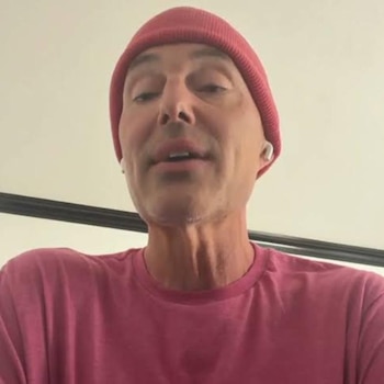 James Haven, hermano de Angelina Jolie, se declaró gay a los 53 años