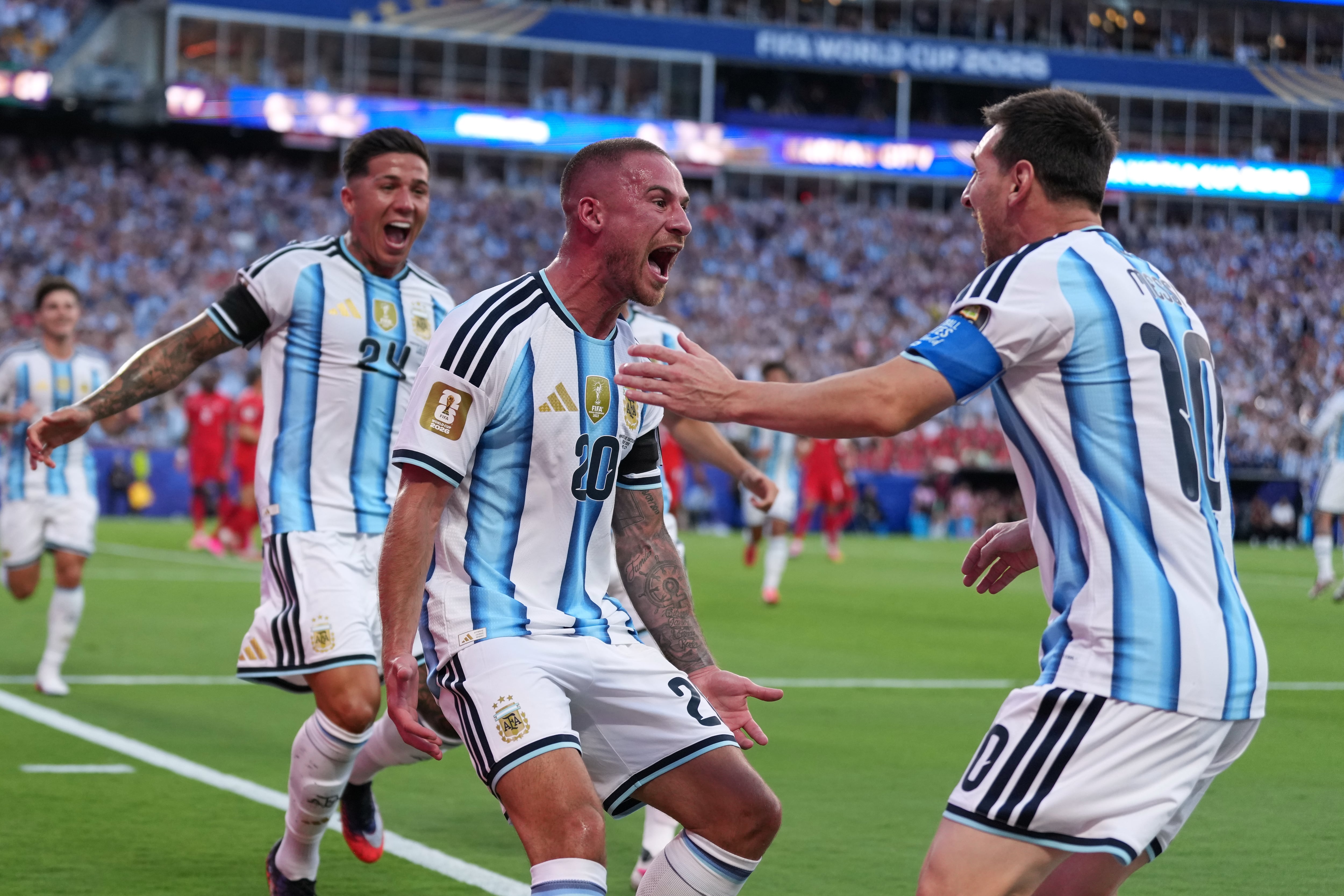 En Inglaterra analizaron las fortalezas y debilidades de la selección argentina en la previa al cruce por semifinales (AP Foto/Abbie Parr)