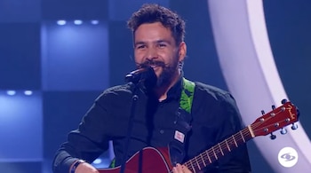 El artista hizo corear el tema a los jurados - crédito Emisión Yo me llamo / Caracol Televisión