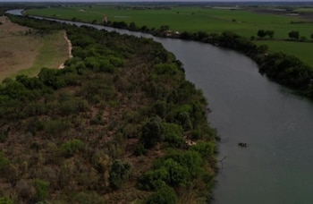 El cauce binacional, conocido como