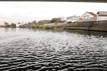 Según Carriquiriborde, la relación entre