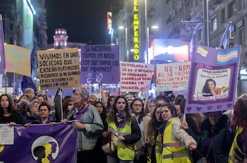 Imagen de archivo: Miles de