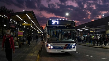 Alternar entre promociones y revisar