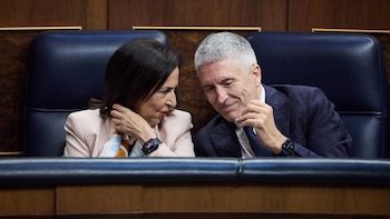 Podemos lamenta que Sánchez no haya sacado del Gobierno a Robles y Marlaska, a los que ve "claramente de derechas"