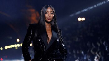 Seductora y de mal carácter: