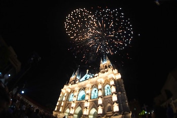 GuruWalk destacó que Santa Ana sorprendió a los visitantes por su centro histórico y por una de las catedrales neogóticas más reconocidas de Centroamérica. (Cortesía: Redes sociales)
