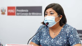 Betssy Chávez es respaldada por