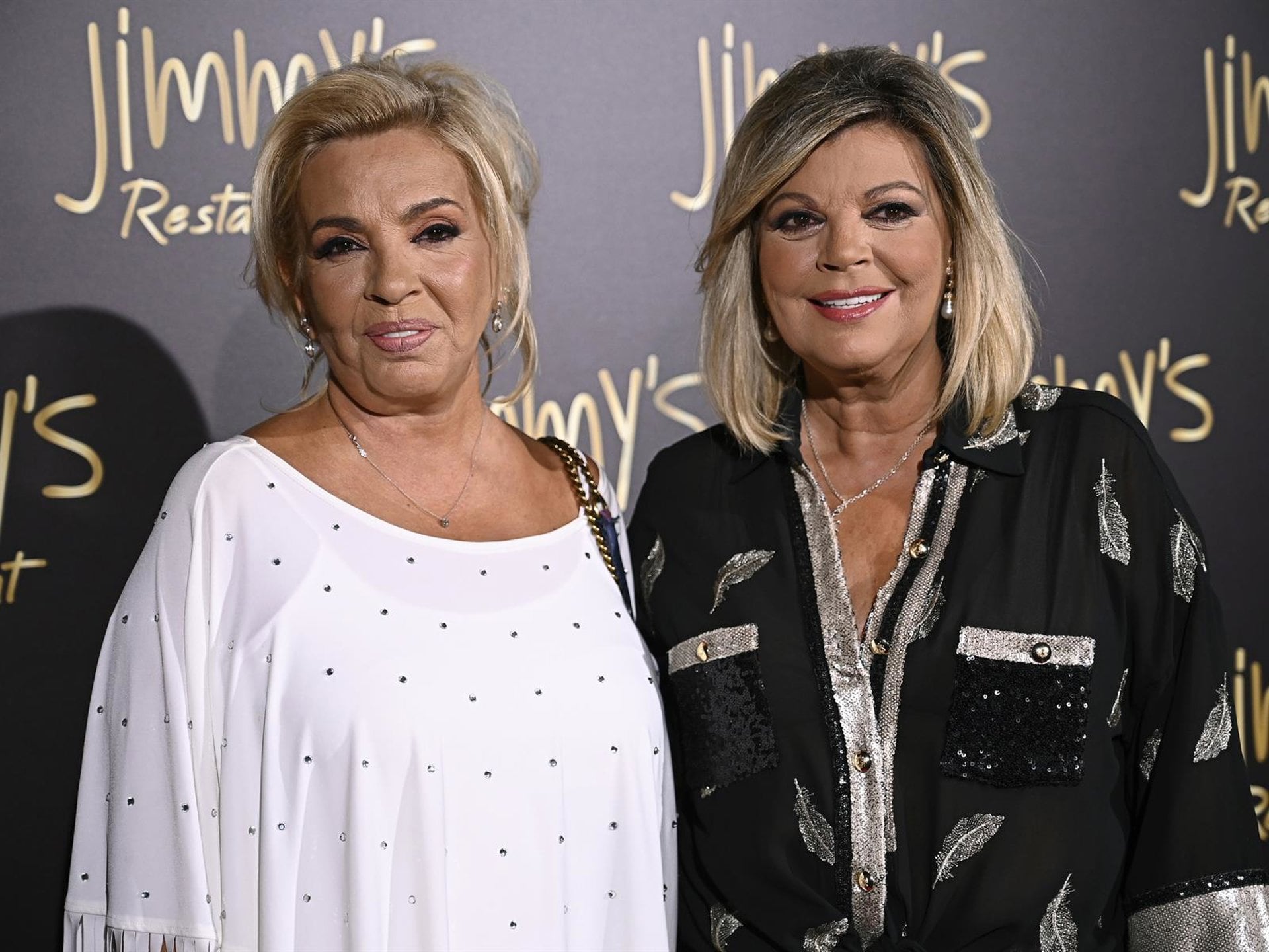 Terelu Campos y Carmen Borrego hipotecan la casa de su madre en Málaga: un ático en primera línea de playa por 1,5 millones de euros