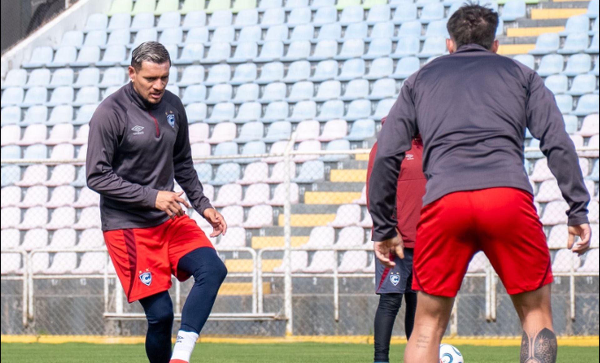 (Cienciano)